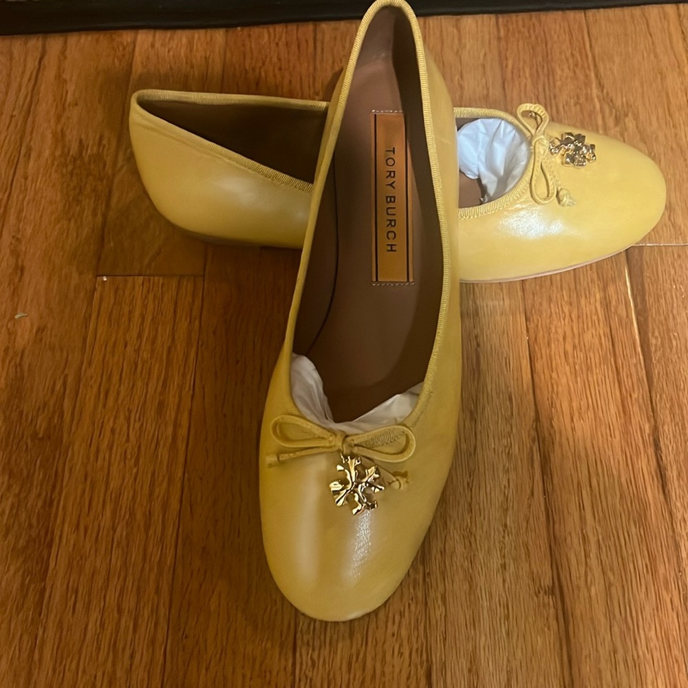Tory Burch Charm Ballet Goat Leather